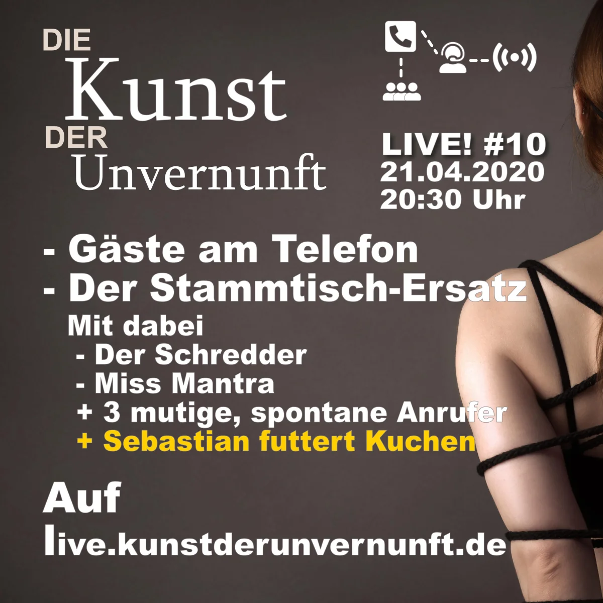 Podcast-Cover mit Text zu Live-Folge, Telefon-Gästen und einer Frau im schwarzen Trägeroberteil am rechten Rand